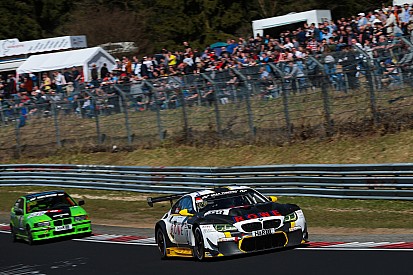 VLN Lauf 2 2018: Rowe-BMW siegt in spannendem Rennen