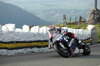 Religion Of Sports: la terza stagione si apre con la morte di Dan Kneen