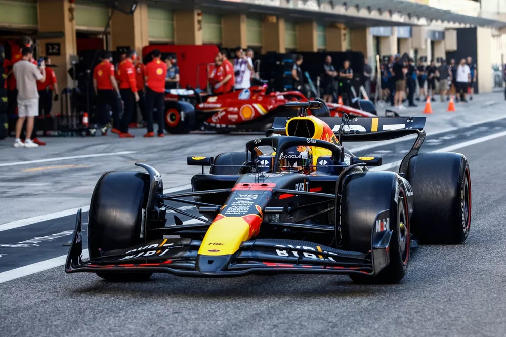 レッドブルF1、初テスト角田裕毅に好感触「来季用タイヤでの走行