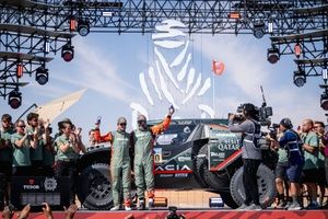 Dacia defiende que "se necesita tiempo para ganar el Dakar"