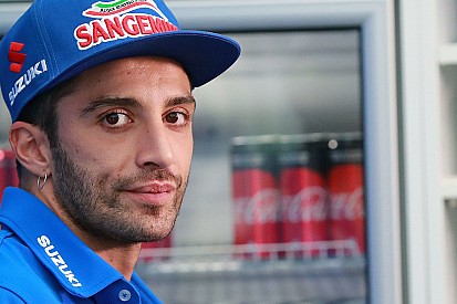 Iannone tuduh Suzuki favoritkan Rins