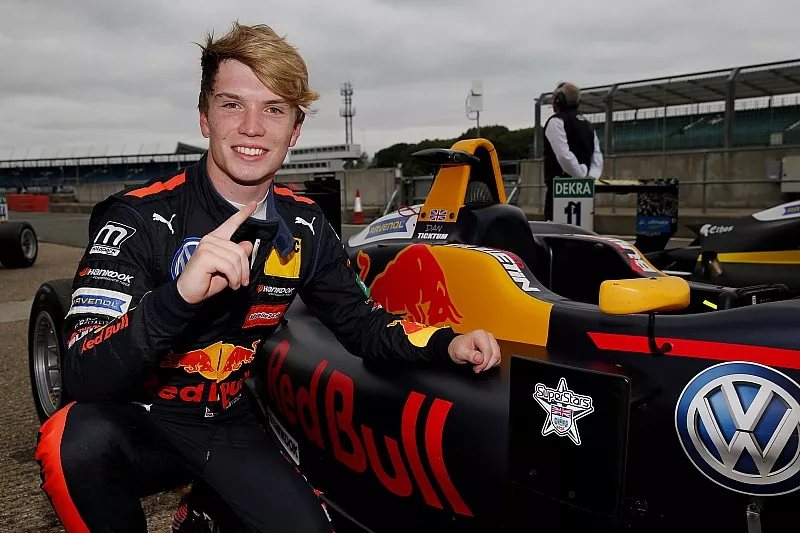 Le vainqueur Dan Ticktum, Motopark Dallara F317 - Volkswagen