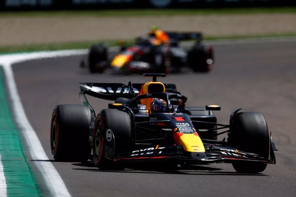 Max Verstappen, Red Bull Racing RB20, Sergio Perez, Red Bull Racing RB20