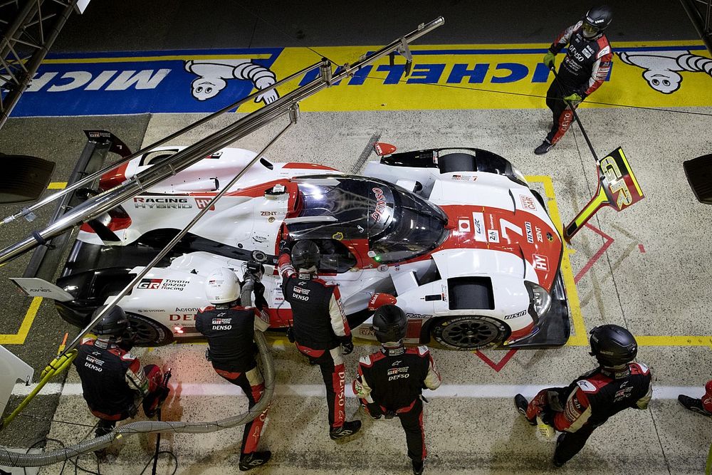 #7 Toyota Gazoo Racing Toyota GR010 - Hybrid Hypercar, Mike Conway, Kamui Kobayashi,  Jos&eacute; Mar&iacute;a L&oacute;pez