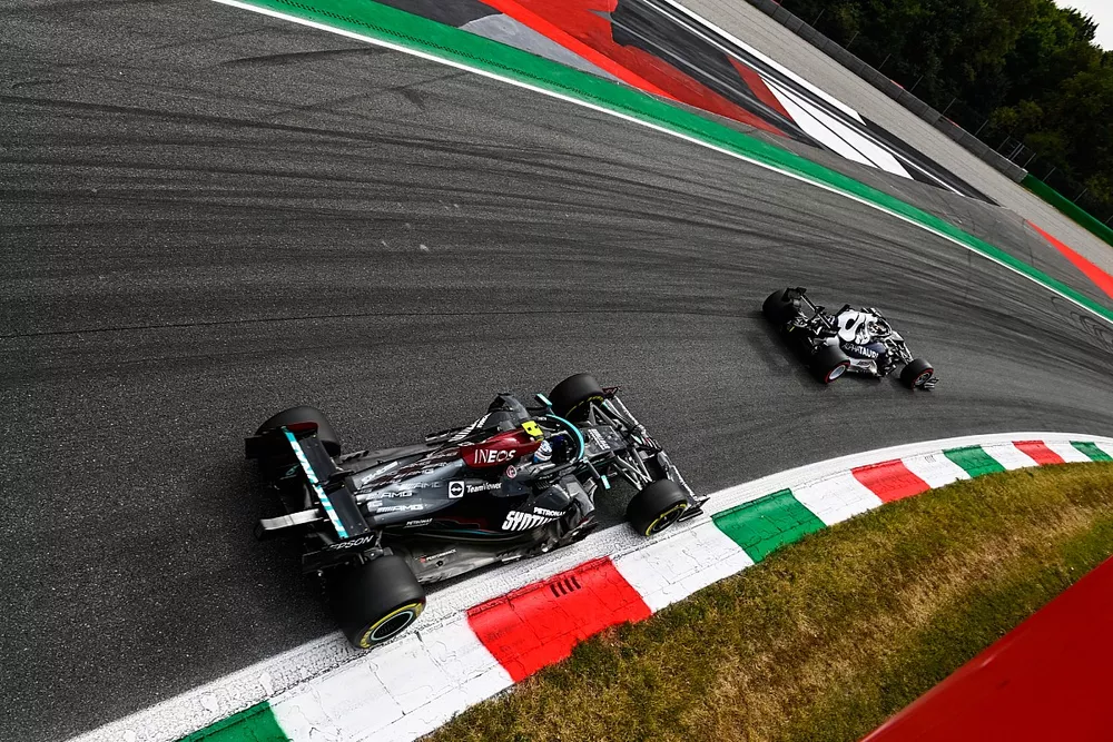 يوكي تسونودا، ألفا تاوري وفالتيري بوتاس، مرسيدس

