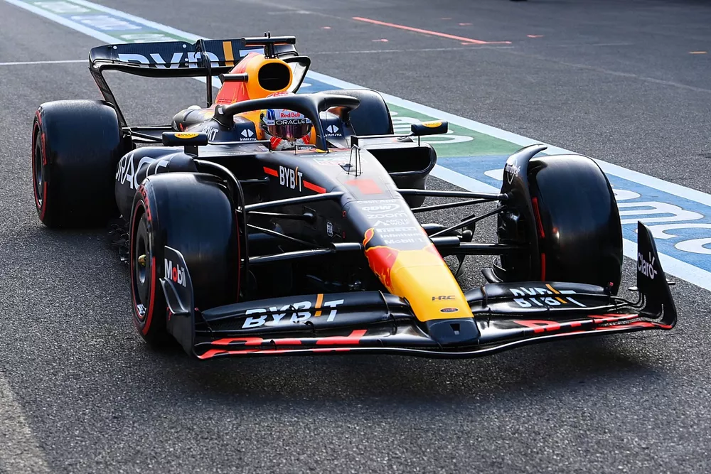 Max Verstappen, Red Bull Racing RB19, in the pit lane