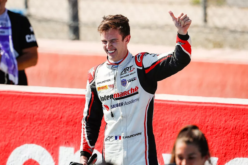 Le vainqueur Th&eacute;o Pourchaire, ART Grand Prix