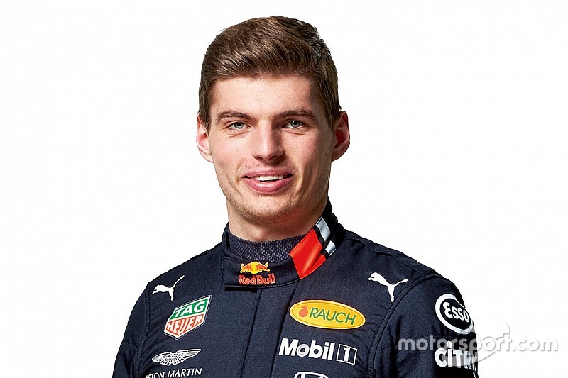 Red Bull: Verstappen'i Hamilton'la takas etmeyiz
