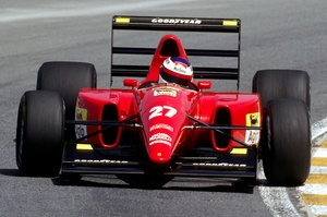 まるでジェット戦闘機……ジャン・アレジ所有のフェラーリF92Aが、約5億