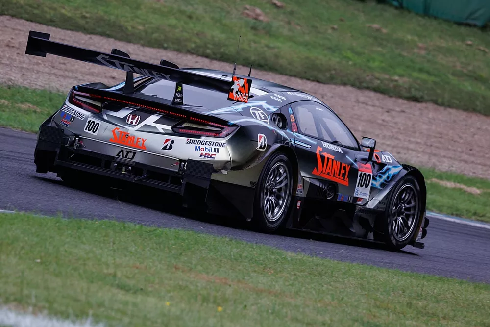 #100 STANLEY NSX-GT