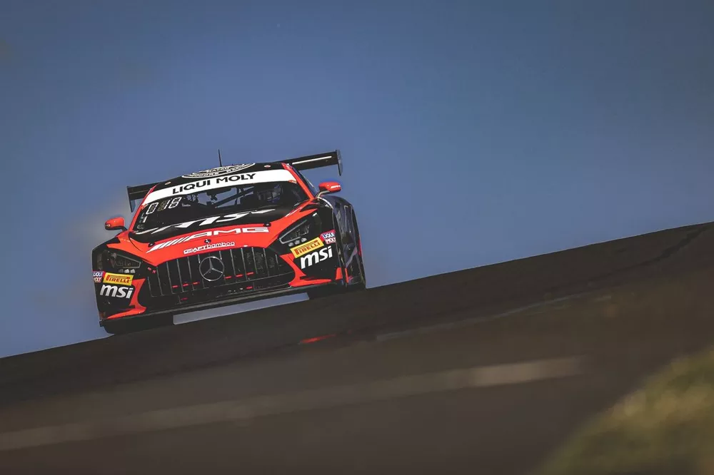 #77 Mercedes-AMG Craft-Bamboo Racing Mercedes-AMG GT3: Daniel Juncadella, Philip Ellis, Nicky Catsburg