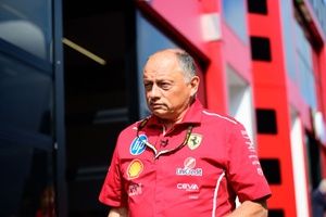 F1: Apesar de rumores, Vasseur renova contrato com a Ferrari e mantém cargo
