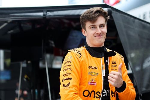 Arrow McLaren llama a Pourchaire para sustituir al lesionado Rossi