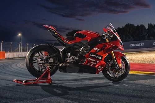 La r&eacute;plica de la Panigale V4S de M&aacute;rquez puede ser tuya