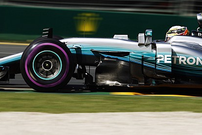 F1-Auftakt 2017 in Melbourne: Lewis Hamilton auf der Pole-Position