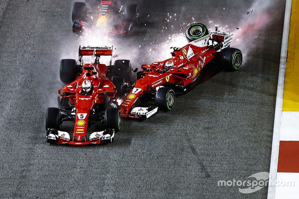 Choque de Sebastian Vettel, Ferrari SF70H,  Kimi Raikkonen, Ferrari SF70H y Max Verstappen, Red Bull Racing RB13 en la arrancada