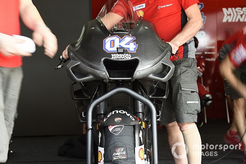 В Ducati придумали, как добавить мотоциклу прижимной силы