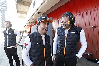 Resmi: Alonso, McLaren'ın elçisi oldu, F1 aracını test edecek