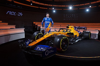 Sainz dice que una "buena sorpresa" de Renault podría impulsar a McLaren