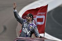 Jimmie Johnson y Kamui Kobayashi correrán juntos Daytona 24