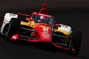 Indy 500 - Josef Newgarden lideró un Carb Day donde un coche ardió en llamas