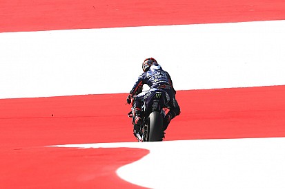 Viñales: “La moto no funciona bien, pero el problema no está en nuestro box”