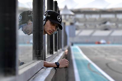 2020'de F1'e dönmek isteyen Ocon, 2019'da Hamilton ve Bottas'a yardım edecek