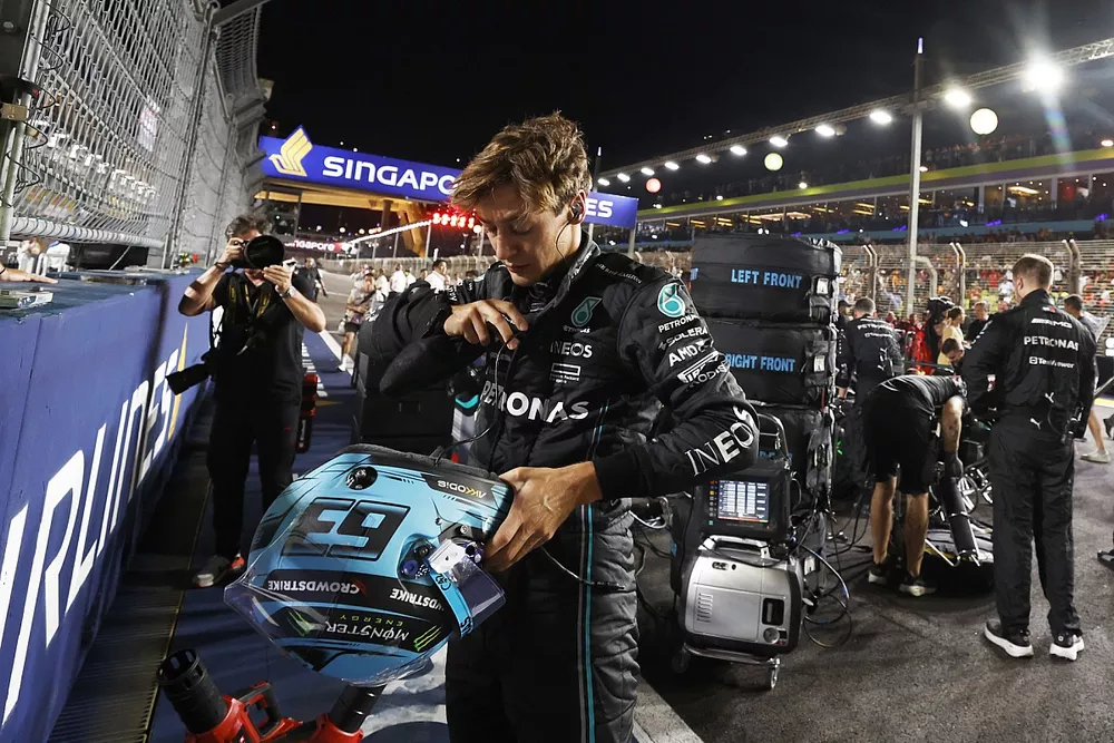 George Russell, Mercedes-AMG, sur la grille