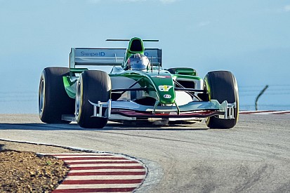 L'ancienne Jaguar F1 de Mark Webber à l'assaut du chrono