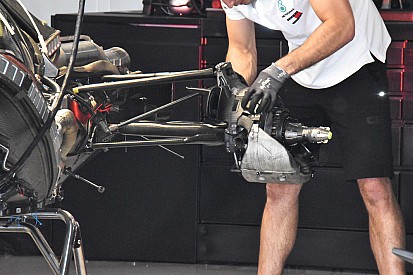 Mercedes: ecco la sospensione posteriore della W09 che fa discutere