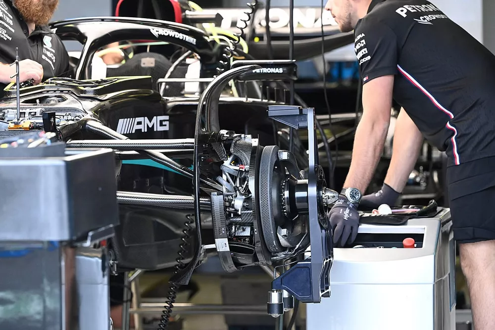 Mercedes F1 W14 technical detail