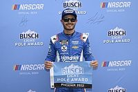 Kyle Larson gana la pole en Phoenix, Su&aacute;rez arrancar&aacute; 11&deg;