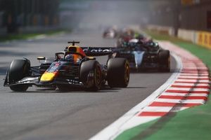 Doornbos houdt hoop op F1-titel Max Verstappen: "Prestaties gemaximaliseerd"