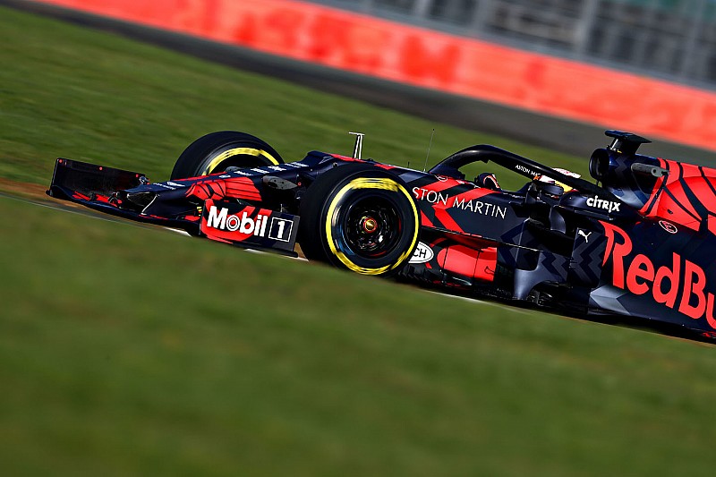 Перший заїзд на Red Bull Honda залишив Ферстаппена із посмішкою