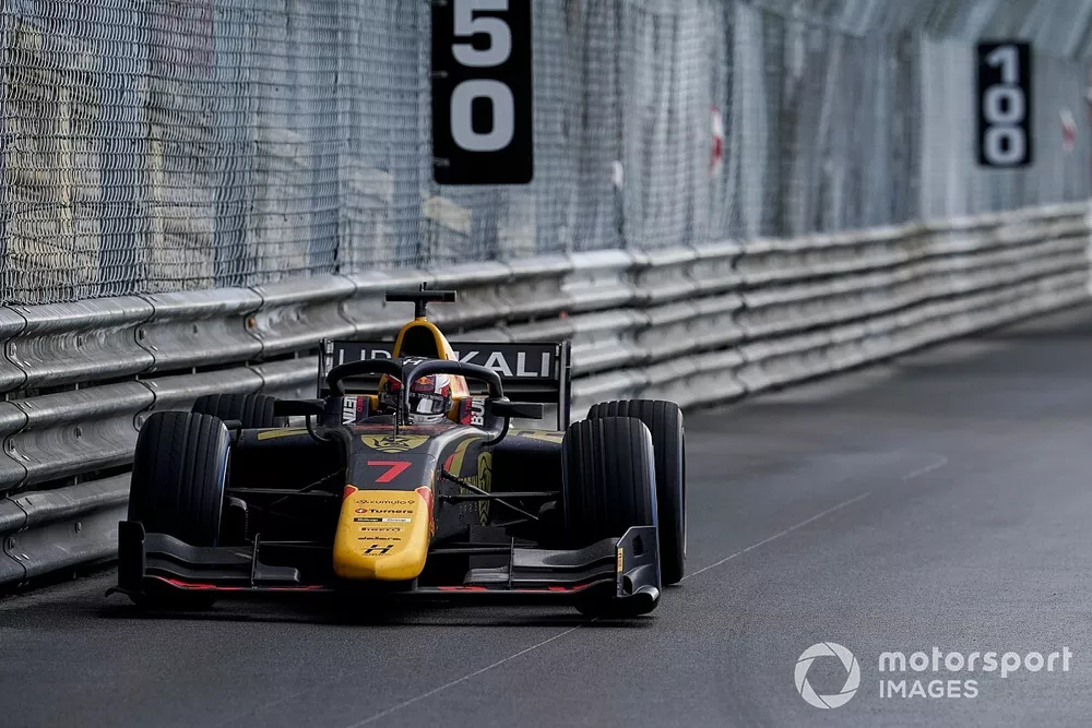 Liam Lawson, Hitech Grand Prix