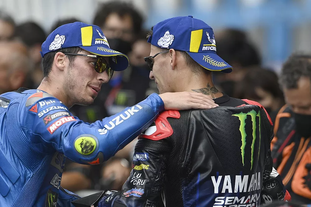 Ganador Fabio Quartararo, Yamaha Factory Racing, tercer lugar Joan Mir, Team Suzuki MotoGP