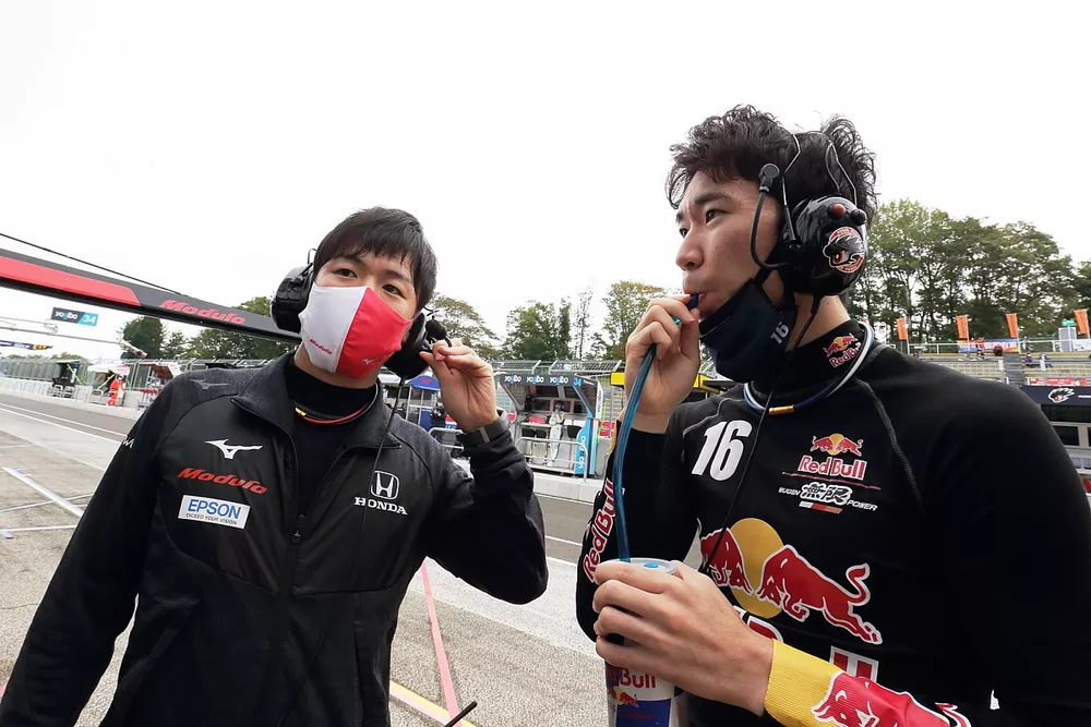 Hiroki Otsu, Ukyo Sasahara