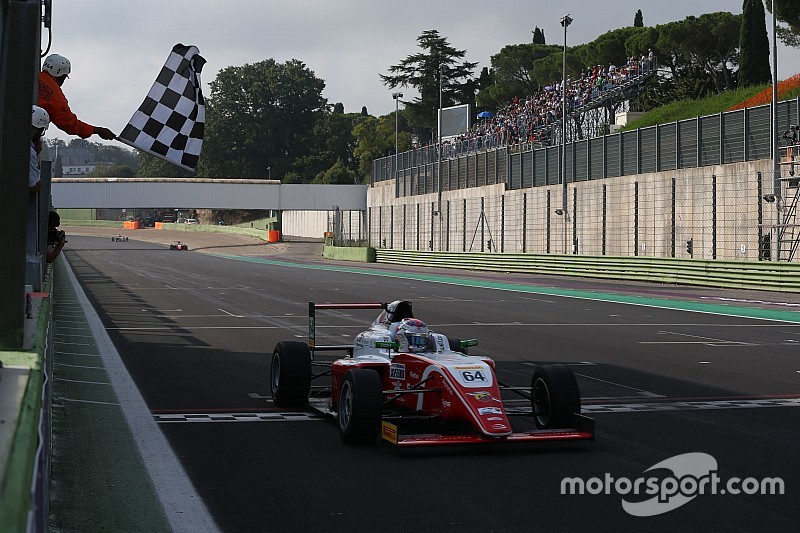 Olli Caldwell concede il bis in Gara 2 a Vallelunga