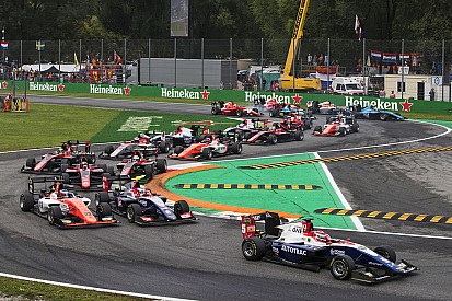 La FIA Formule 3 assemble une grille de 30 voitures