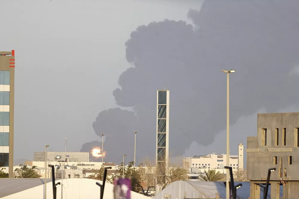 Humo del atentado en Yeda