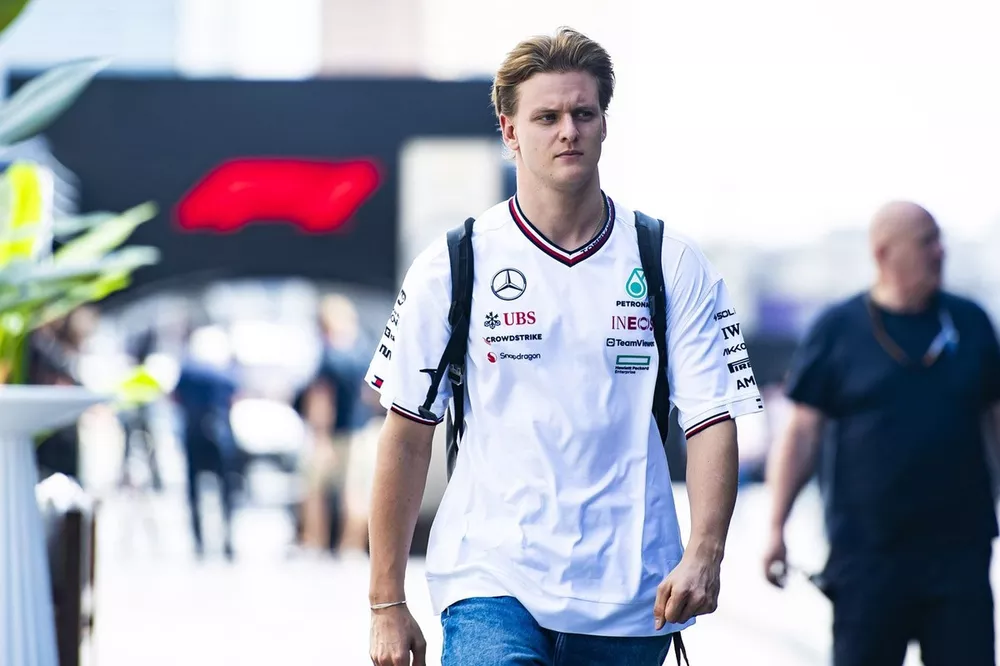 Mick Schumacher, Reserve driver Mercedes