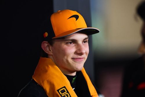 F1 - Piastri destrincha relação com próprias emoções: "Exige esforço consciente"