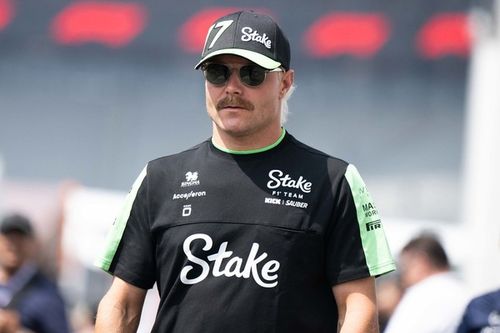 Bottas confirma conversaciones con Mercedes para volver en 2025