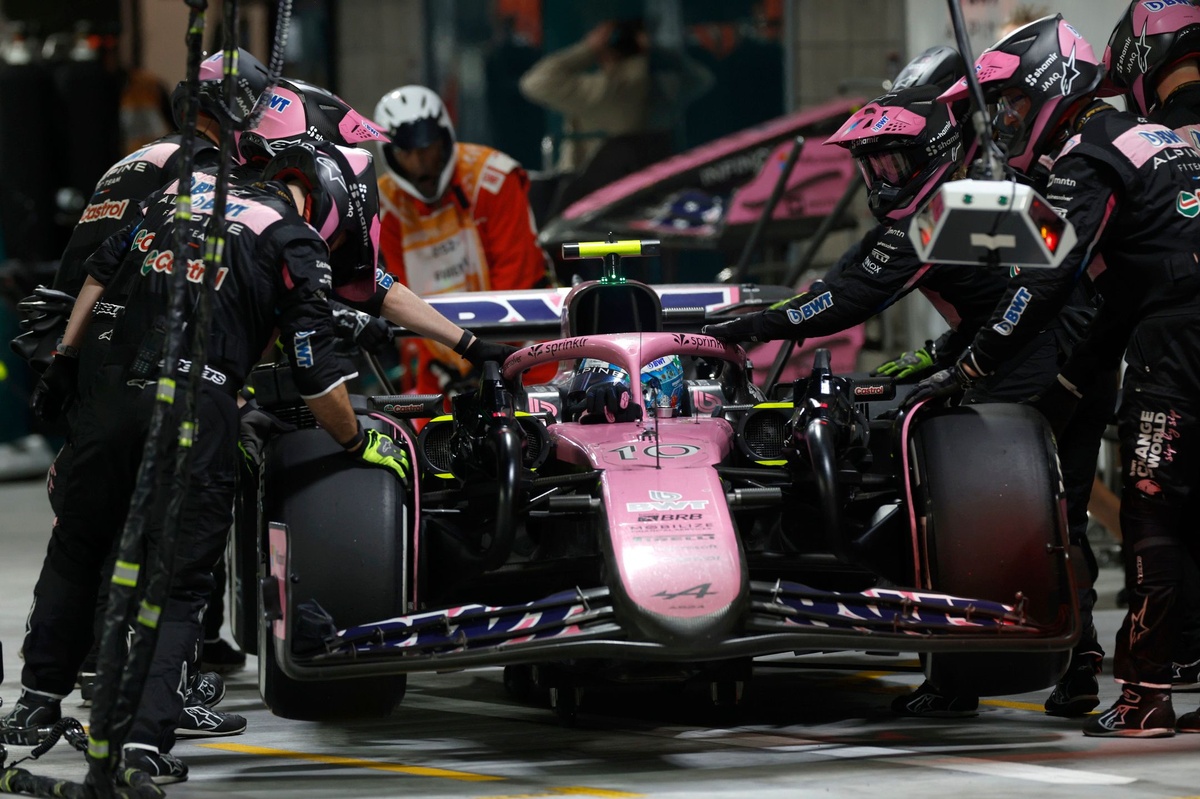 セール中…ピエール・ガスリー直筆サイン入りフォト…顔アップ…F1ドライバー サイングッズ購入検討の参考に 直筆サイン ガスリー編 - F1観戦