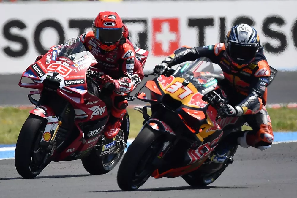 Pedro Acosta, Red Bull KTM Factory Racing, Marc M&aacute;rquez, Ducati Team