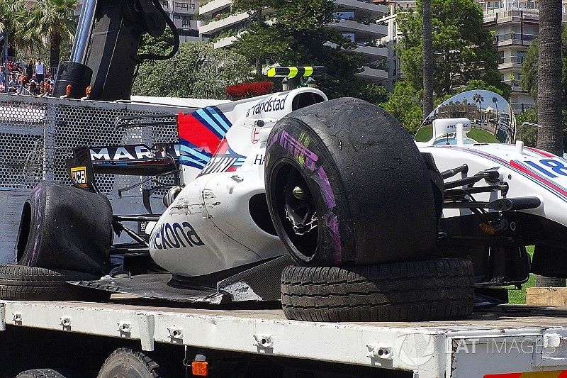 The crashed car of Lance Stroll, Williams FW40