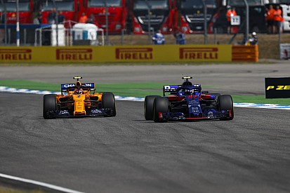 McLaren: Toro Rosso, Vandoorne ile anlaşabilir
