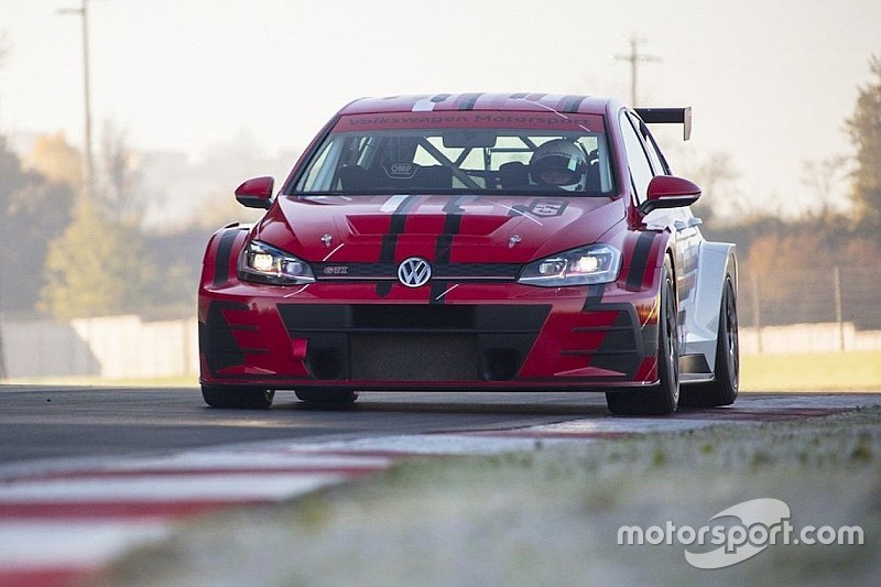E-TCR: una Volkswagen Golf TCR elettrica ha già girato per i test Pikes Peak!