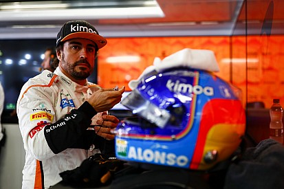 Alonso, Indy 500'de kullanacağı kaskı taraftarlarının seçmesini istiyor