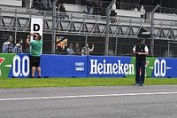 La F1 denunciar&aacute; a los fans que roben carteler&iacute;a de los circuitos